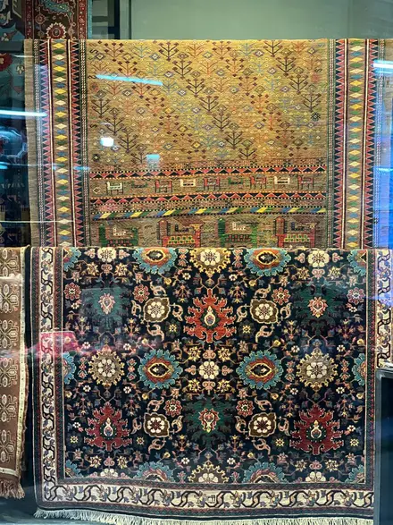 Best Iranian souvenirs | Persian Carpet