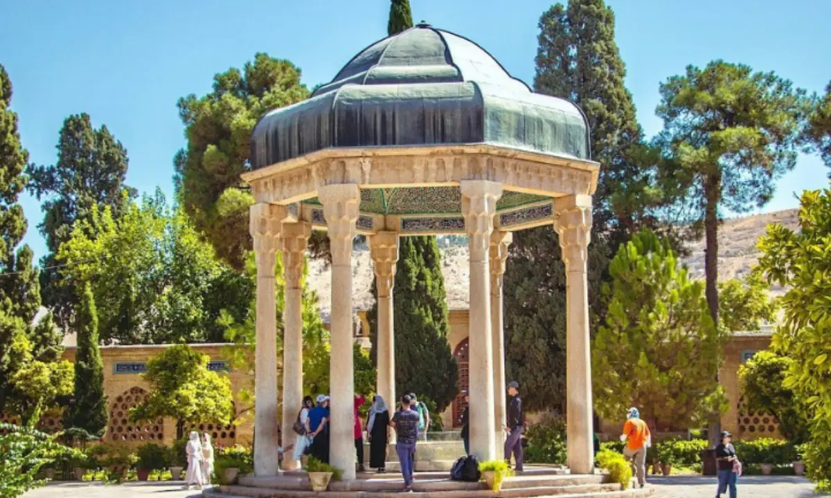 tomb of hafez