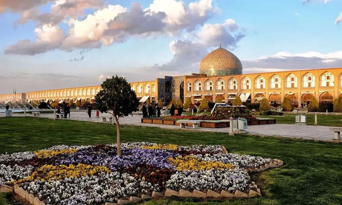 Naqsh-e Jahan Square