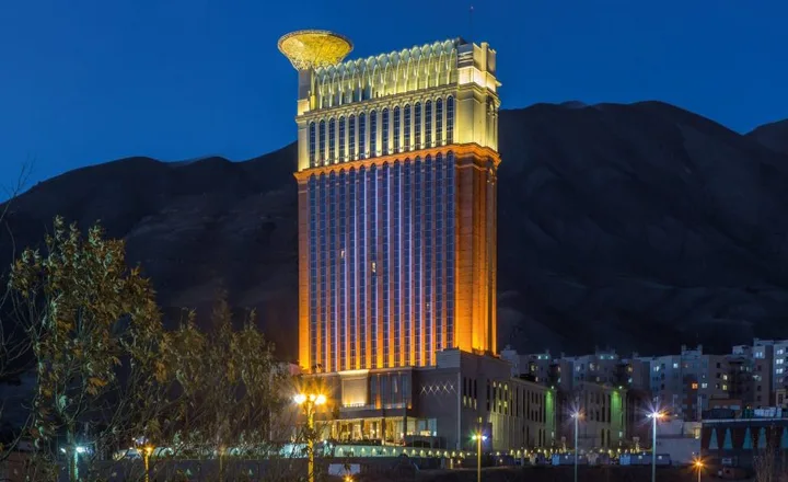 Espinas Palace Hotel in Tehran