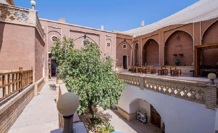 Sana Historical Hostel in Kashan