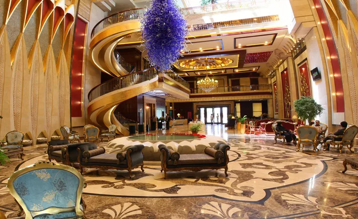 Darvishi Luxury Hotel