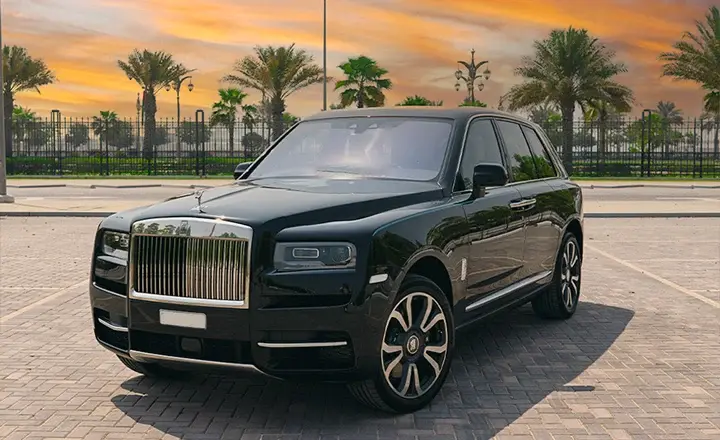 Rent a Rolls Royce Cullinan in Dubai