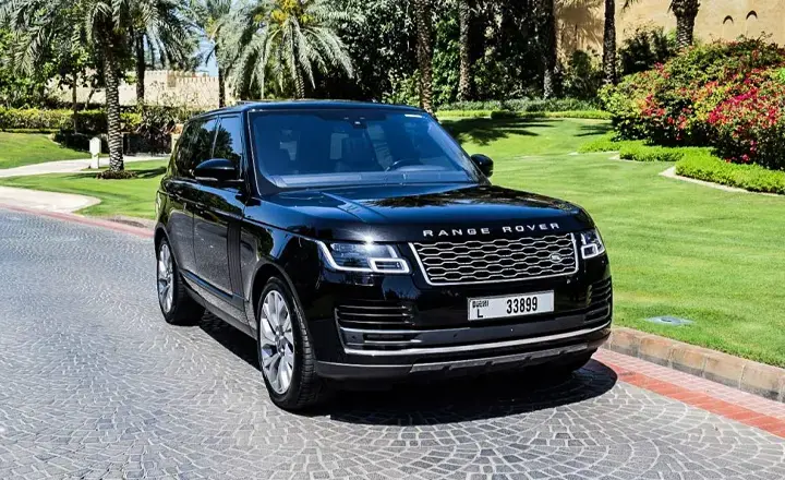 The Black Range Rover Vogue in Dubai street