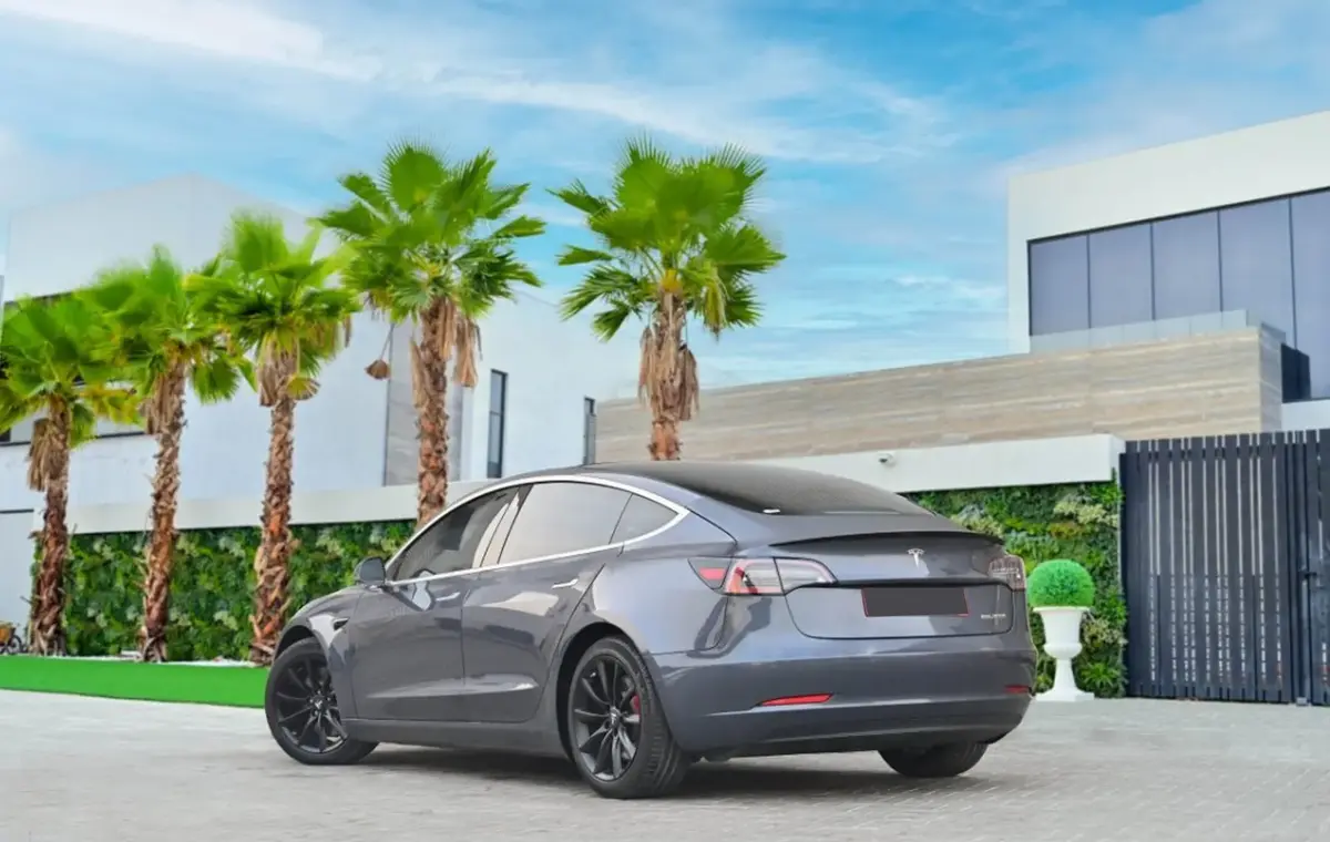 Rent Tesla Model 3 Dubai, Tesla 3 Performance from 499 AED ...