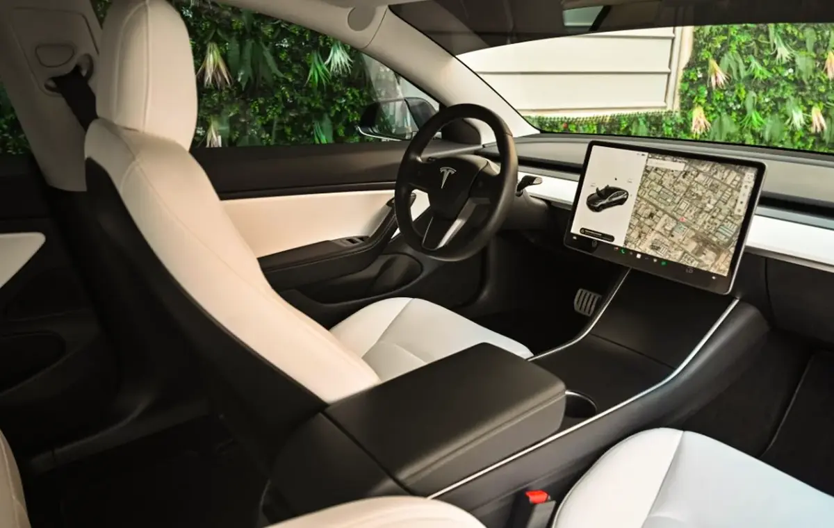 Rent Tesla Model 3 Dubai, Tesla 3 Performance from 499 AED ...