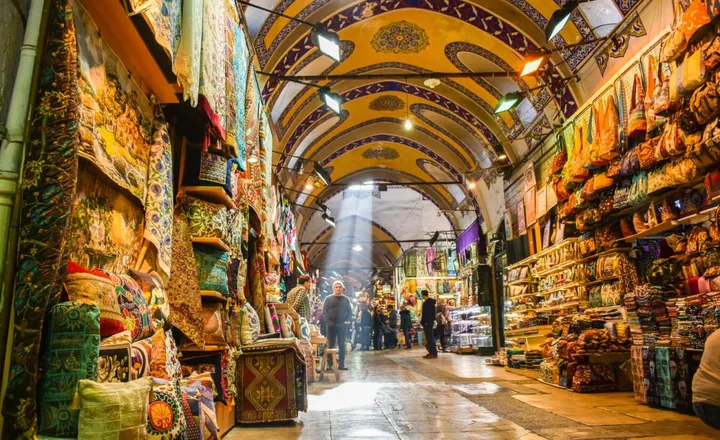 داخل بازار بزرگ استانبول