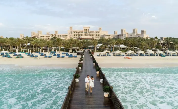 ساحل خصوصی القصر در هتل مدینه جمیرا دبی