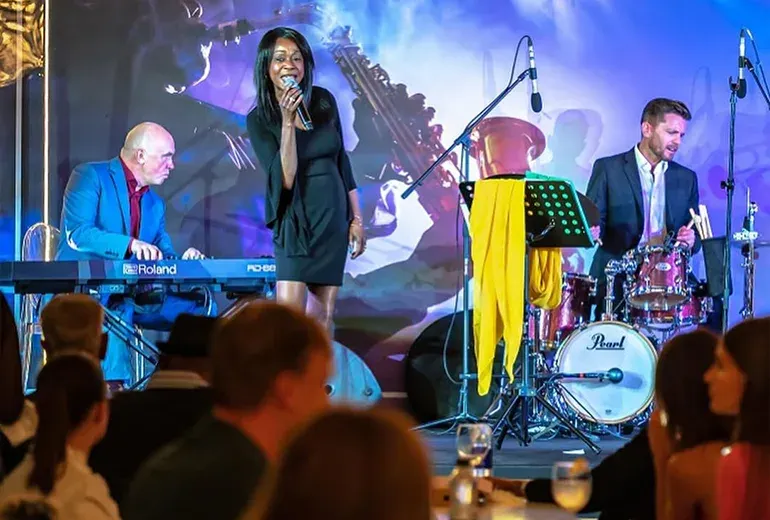 جشنواره جاز بینالمللی دبی جشنواره جاز بینالمللی از فستیوال های دبی