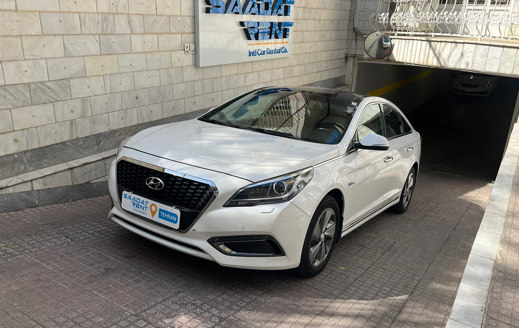 Renting Hyundai Sonata in Iran | easy conditions price list ...