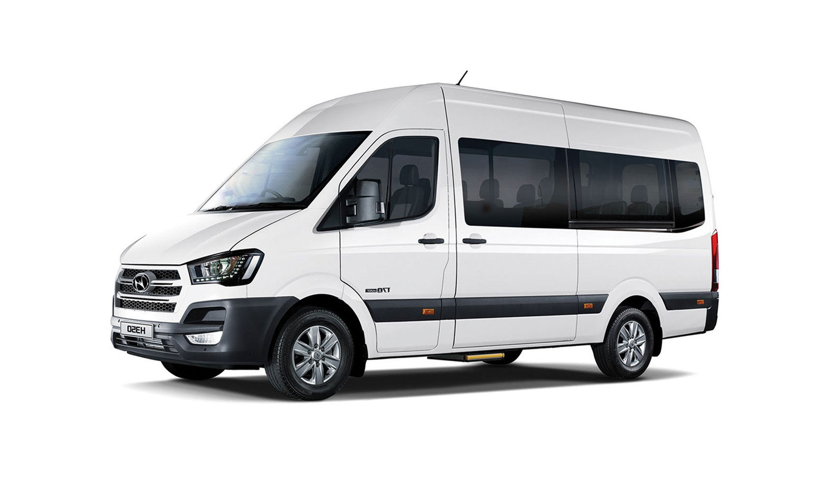 Van Hyundai H350 van rental in all cities of Iran [Lowest price]