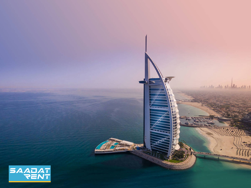 What are the top beach hotels in Dubai?