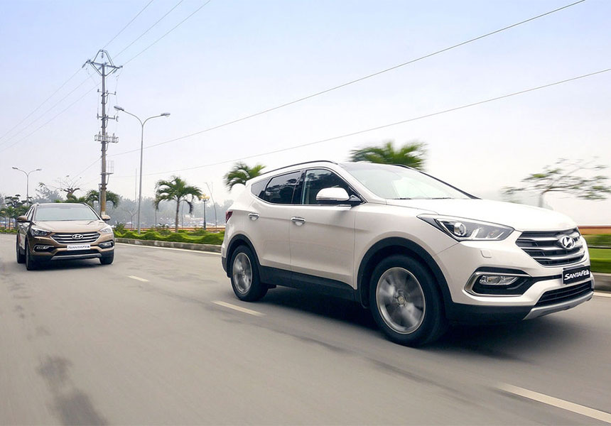 Car rental in Iran without a driver service Saadatrent